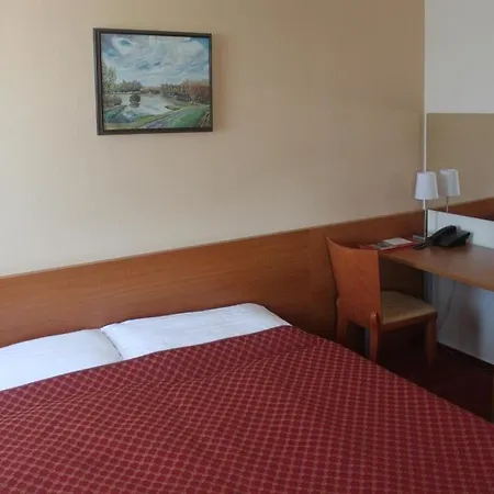 Dominika Hotel 3*