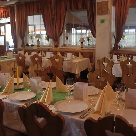 Hotel Dominika 3*