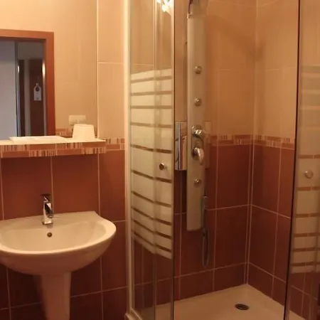 Dominika Hotel 3*