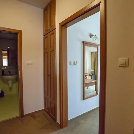 Dominika Hotel 3*